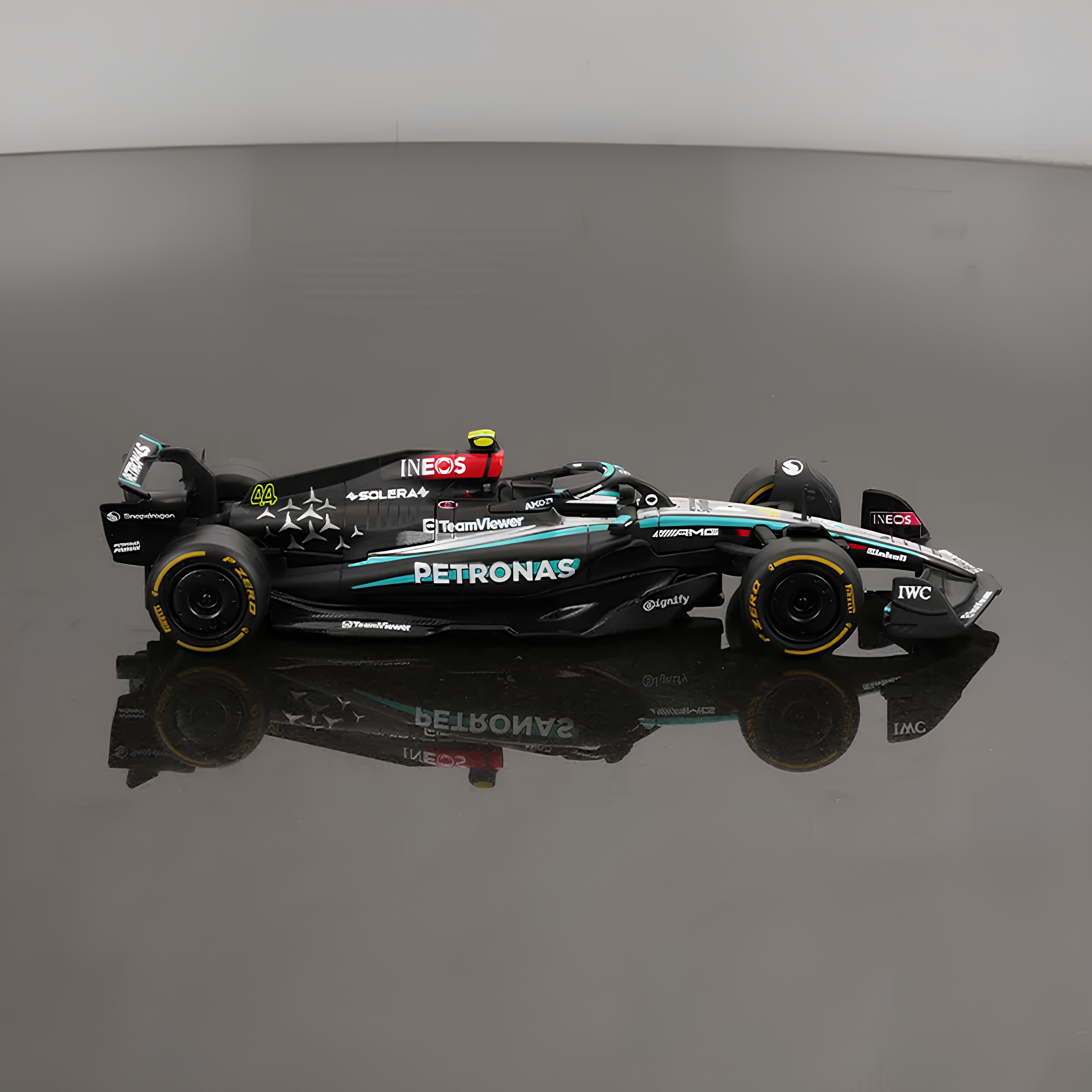 (2024) F1 Die-cast Mercedes-AMG W15 #44 Lewis Hamilton 1:43