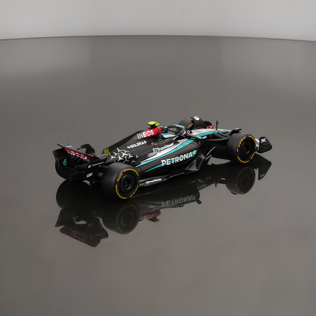 (2024) F1 Die-cast Mercedes W15 Performance 1:43
